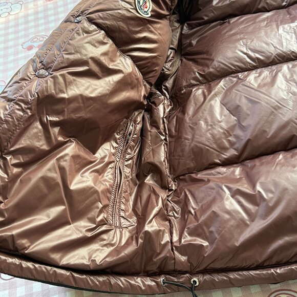 Moncler Verone Men's Reversible Short Down Jacket - Picture 9 of 13